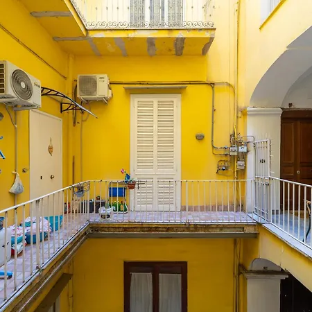 San Bart Gasthuis Napels